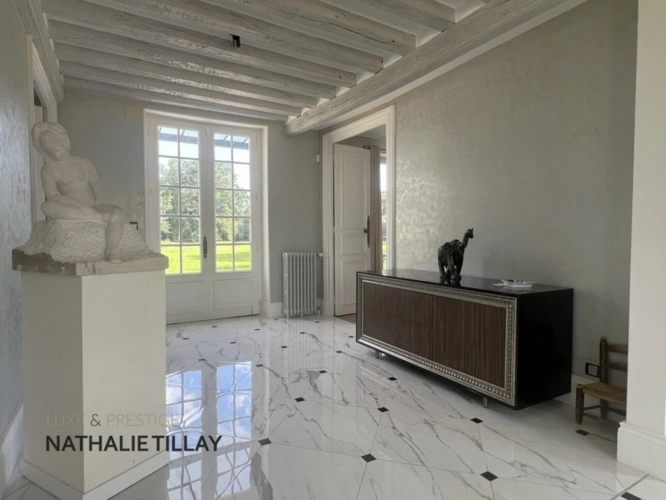 Photos 10 - Prestige - Orléans, demeure de prestige, propriete à vendre, chateau 440 m², piscine, tennis, maison d'amis 85 m², dépendances potentiel aménageable , parc paysagé et arboré 4 ha