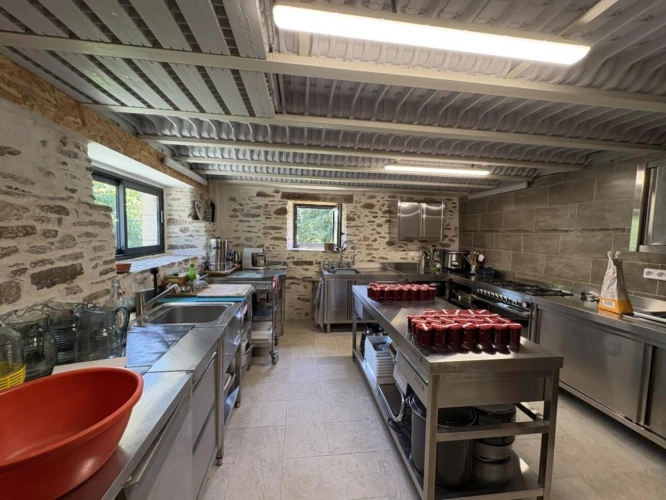 Photos 5 - Agricultural - House