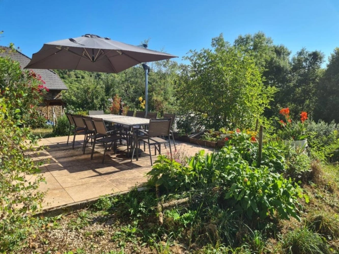 Photos 10 - Agricultural - House