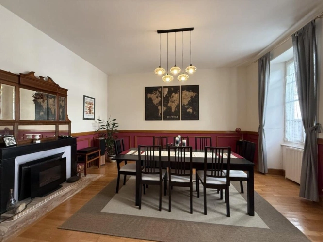 Photos 8 - Prestigious - Character property