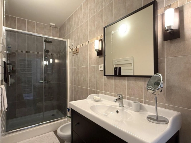 Photos 14 - Prestigious - Character property