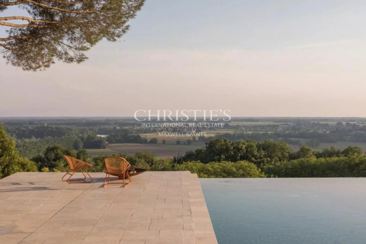 Photos 5 - Prestigious - Hobby vineyard estate to be revived with superb villa