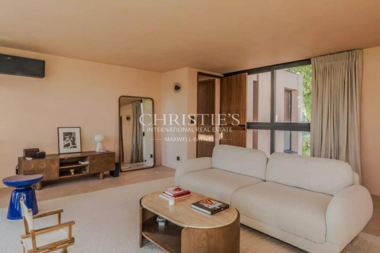 Photos 16 - Prestigious - Hobby vineyard estate to be revived with superb villa