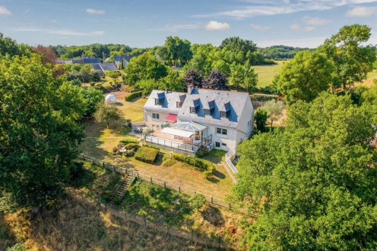 Photos 1 - Touristique - Propriété d'exception avec vue panoramique et calme absolu, proche de SAUMUR