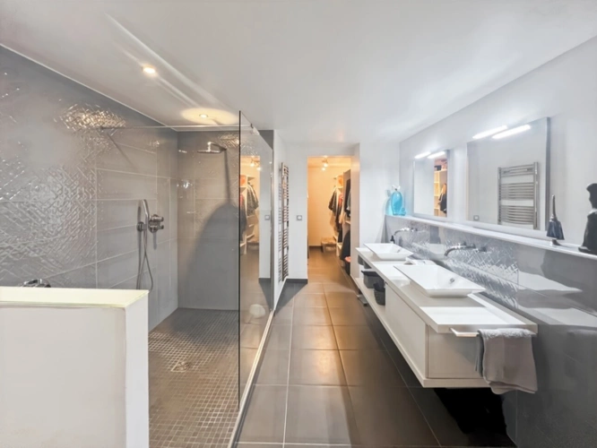Photos 10 - Prestige - Propriété à vendre 7 pièces SAINT PAUL EN CHABLAIS (74) Corps de ferme magnifique avec 270 m2 habitables vue Dent d'Oche