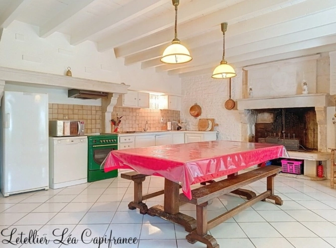 Photos 4 - Prestige - Propriété à vendre 5 pièces PRAILLES (79)