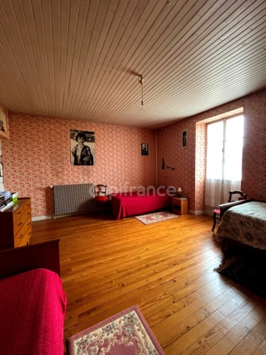 Photos 38 - Prestige - A vendre et rénover : Ancien corps de ferme 9 pièces, 6 chambres, au coeur d'un village proche de MAUVEZIN (32)