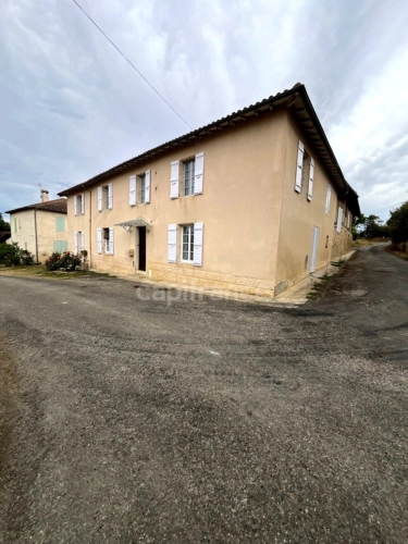 Photos 43 - Prestige - A vendre et rénover : Ancien corps de ferme 9 pièces, 6 chambres, au coeur d'un village proche de MAUVEZIN (32)