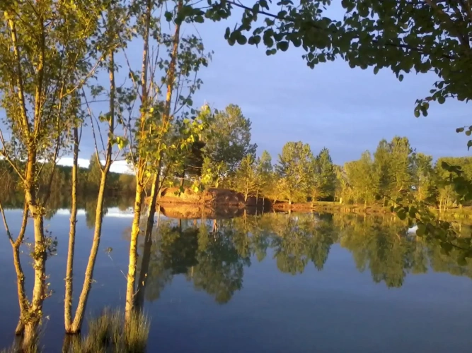 Photos 1 - Touristique - Etangs de peytavit