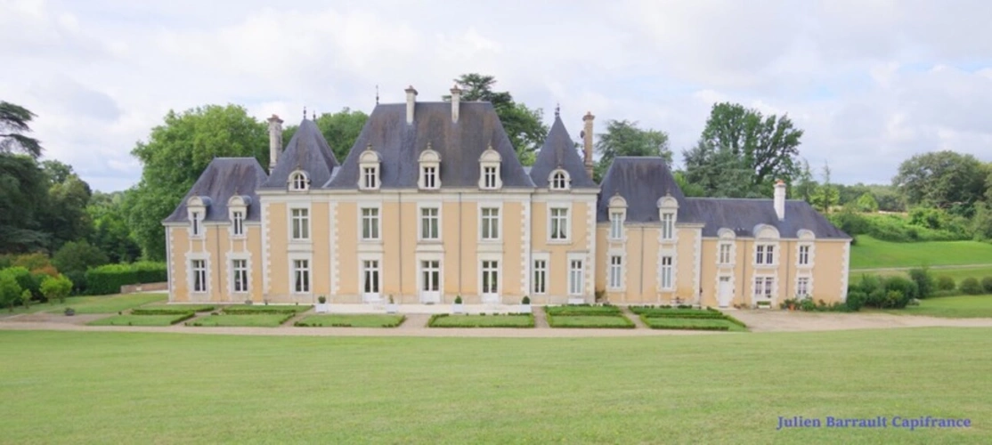 Photos 2 - Prestige - Château de la Troussaye du XIX ème siècle sur son domaine de 75,12 Ha