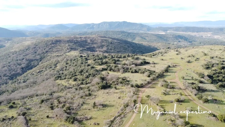 Photos 1 - Agricole - Vente 150 Hectares avec habitation et bâtiments dans un Parc Naturel Méditerranéen