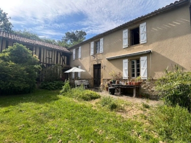 Photos 52 - Prestige - PLAISANCE DU GERS-MARCIAC, AUTHENTIQUE PROPRIETE RURALE 2 hecataressans voisin, sans vis à vis, un peu cachée et pourtant avec une jolie vue sur coteaux gascons