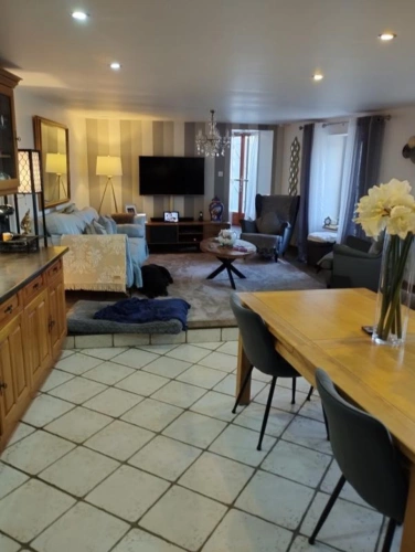 Photos 2 - Touristique - MAISON RENOVEE AVEC JARDIN