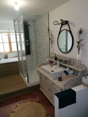 Photos 68 - Prestige - MIELAN 6 minutes: PROPRIETE de CHARME XVIIIs avec VUE, 5 chambres, garage, 1hectare, piscine, rénovation de qualité pour famille ou /et chambres d hôtes