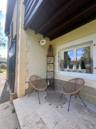 Photos 92 - Prestige - MIELAN 6 minutes: PROPRIETE de CHARME XVIIIs avec VUE, 5 chambres, garage, 1hectare, piscine, rénovation de qualité pour famille ou /et chambres d hôtes