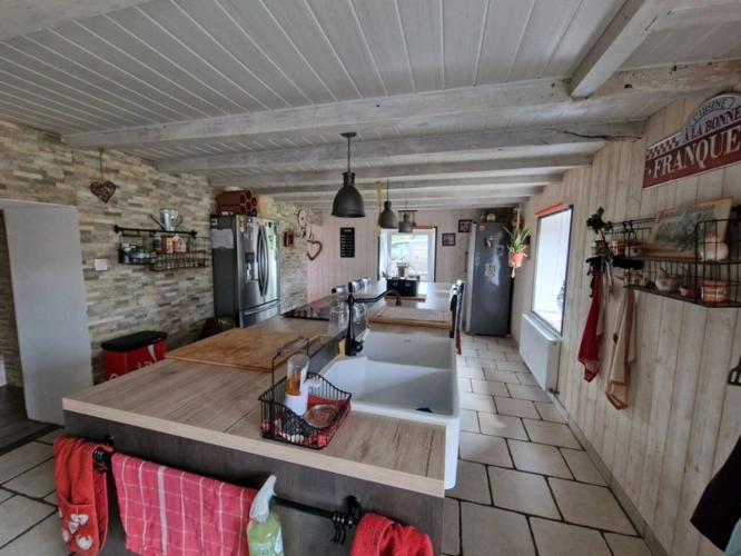 Photos 42 - Prestige - Propriete à vendre proche LURE (70) FERME T7 RENOVEE avec DEPENDANCES