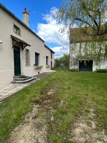 Photos 5 - Tourist - Propriete, ensemble de 2 maisons  et dépendances proche de SEMUR EN AUXOIS (21)