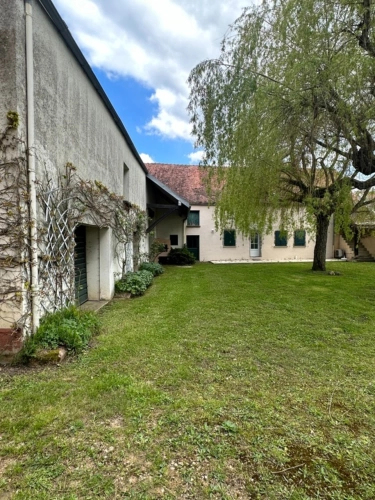 Photos 9 - Tourist - Propriete, ensemble de 2 maisons  et dépendances proche de SEMUR EN AUXOIS (21)