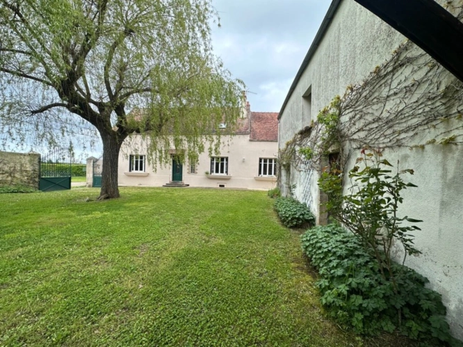 Photos 12 - Tourist - Propriete, ensemble de 2 maisons  et dépendances proche de SEMUR EN AUXOIS (21)