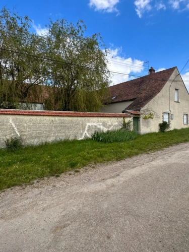 Photos 15 - Tourist - Propriete, ensemble de 2 maisons  et dépendances proche de SEMUR EN AUXOIS (21)