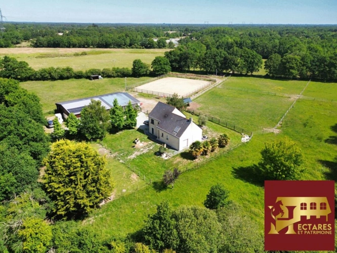 Photos 1 - Équestre - Maison 170 m2, 4 hectares et dépendances