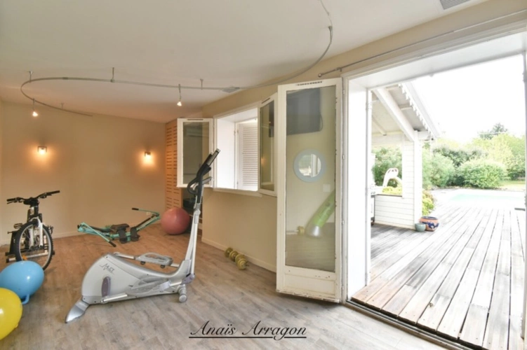 Photos 17 - Prestige - Demeure d’exception de 250 m² avec piscine, tennis et parc arboré à Saint-Sylvestre-sur-Lot(47)