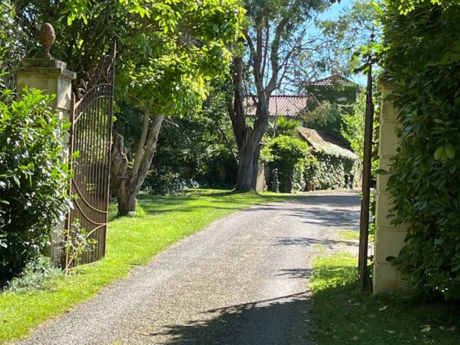 Photos 35 - Équestre - Dpt Gers (32), Proche AUCH - ELEGANTE PROPRIETE GASCONNE sans travaux piscine -4,5HA,- gîtes- chambres d'hôtes - évènementiels