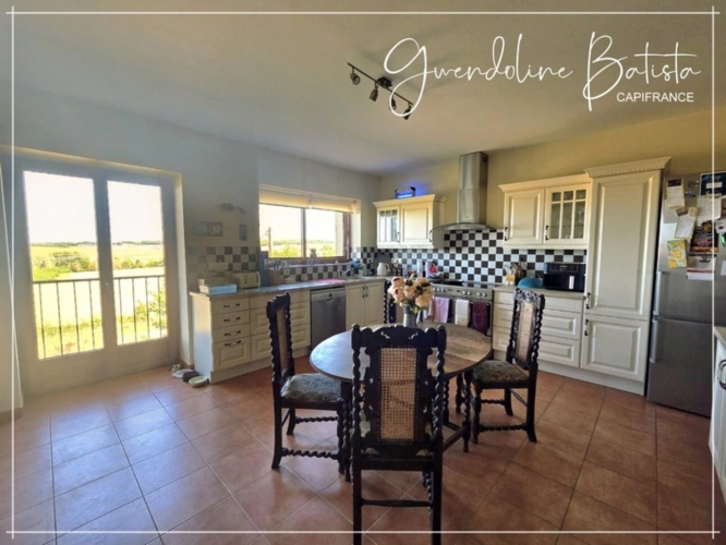 Photos 6 - Équestre - Propriété en Pierre 568m² - 2 Maisons d'habitation - 3 Gîtes - 2 Piscines sur 3,5 Ha de terrain
