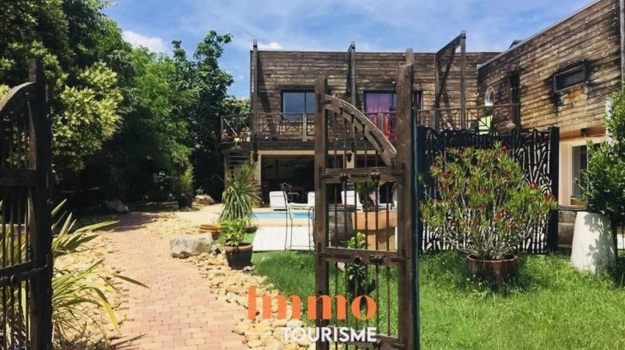 Photos 2 - Touristique - Propriété d'exception pour projet touristique et bien-être