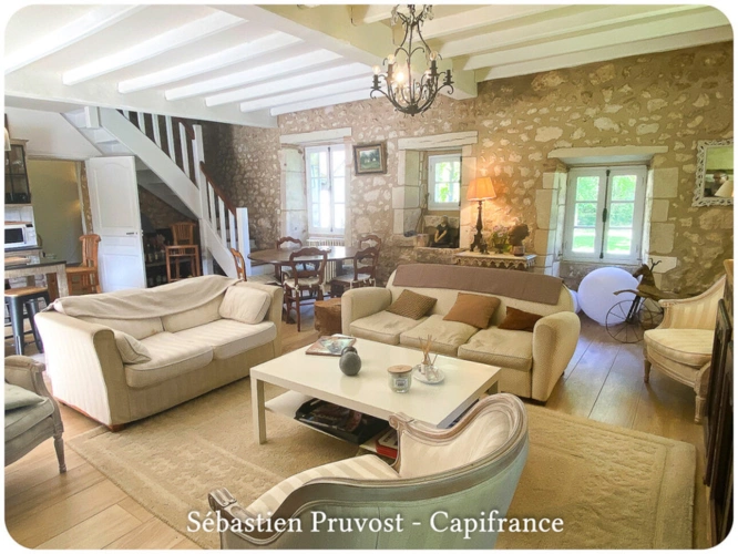 Photos 6 - Touristique - Propriete à vendre 6 pièces proche de BERGERAC (24), Logis, Gîte et dépendances, droit d'eau, étang, Terrain 12000m2