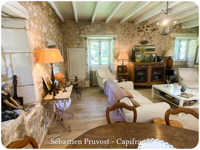 Photos 11 - Touristique - Propriete à vendre 6 pièces proche de BERGERAC (24), Logis, Gîte et dépendances, droit d'eau, étang, Terrain 12000m2