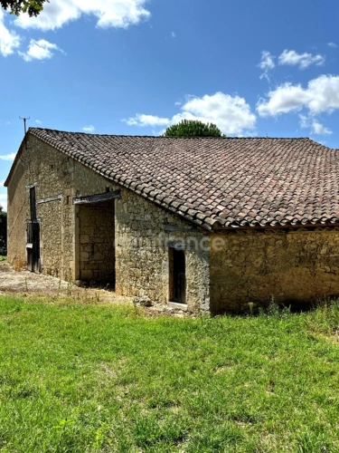 Photos 12 - Prestige - Ancien corps de ferme à restaurer à 7 km de SAINT CLAR (32)