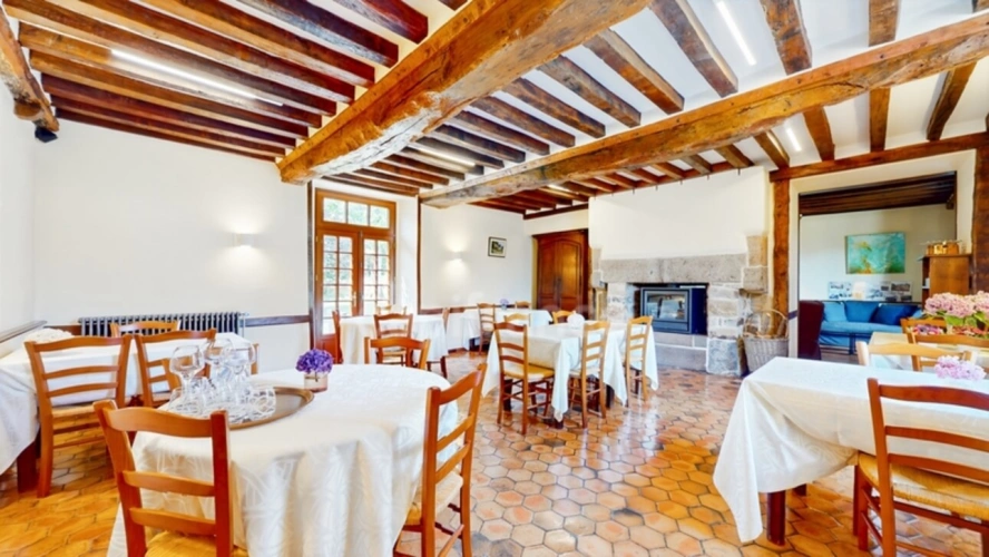 Photos 7 - Prestige - Propriété d’exception en Normandie – Manoir rénové avec dépendances et chapelle