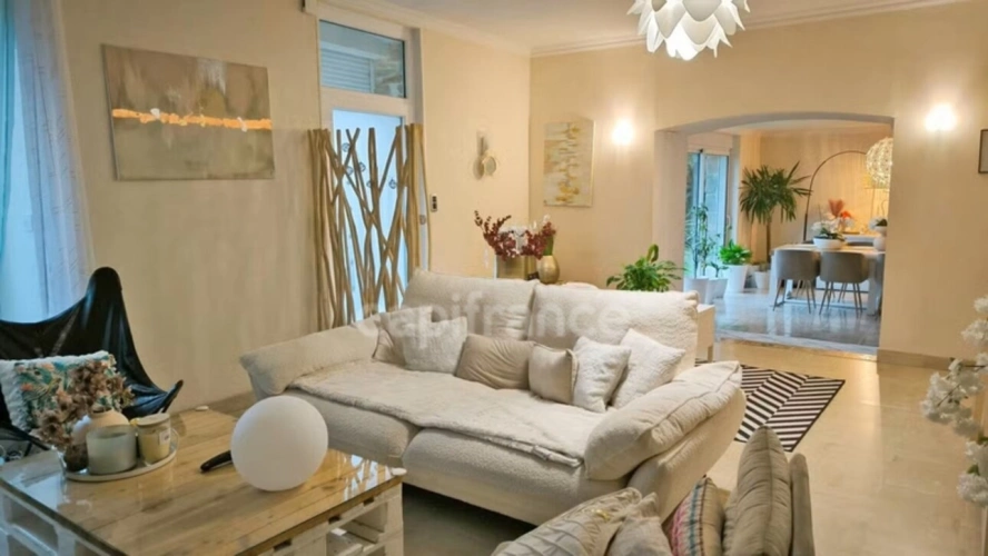 Photos 9 - Prestige - Propriete à vendre 8 pièces PENMARCH (29) 193 m2