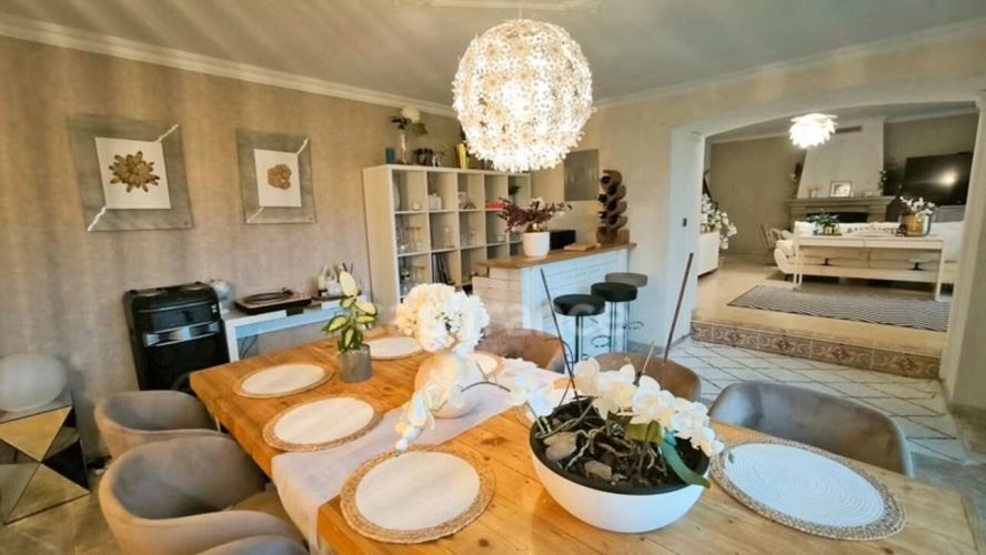Photos 12 - Prestige - Propriete à vendre 8 pièces PENMARCH (29) 193 m2