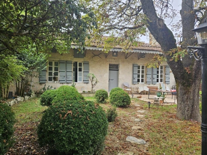 Photos 2 - Prestige - Demeure de ville et village