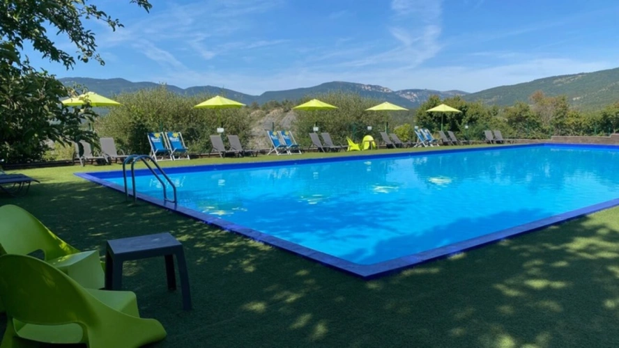 Photos 1 - Touristique - À VENDRE – CAMPING 4**** FDC et TERRAIN – 100 EMPLACEMENTS, CA 295KE, EBE 125KE, PLEINE NATURE
