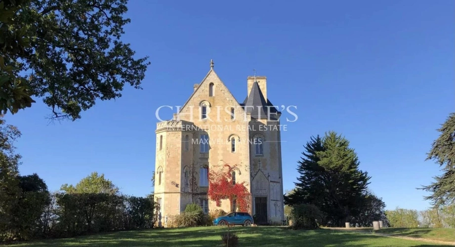 Photos 1 - Viticole - Domaine viticole avec élégant château historique dans le vignoble bordelais avec activité de chambres d'hôtes
