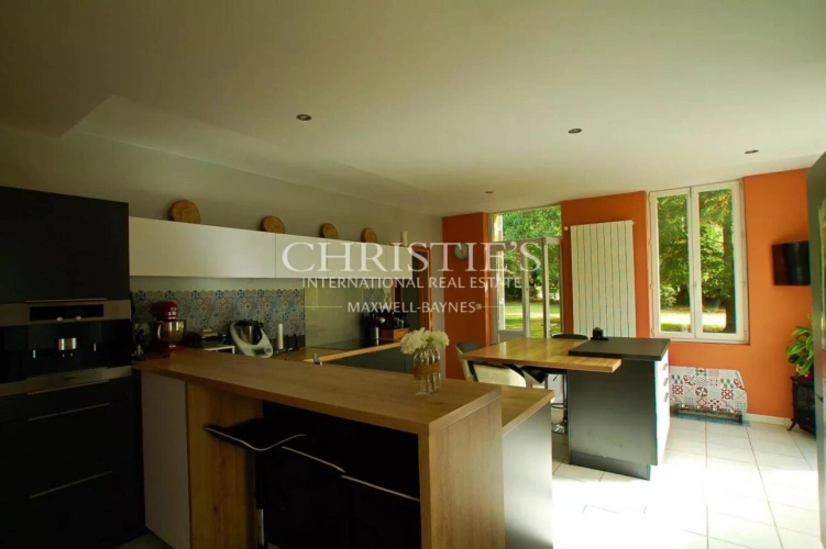 Photos 9 - Prestige - Charmante maison en pierre avec 10 ha de terre à vendre