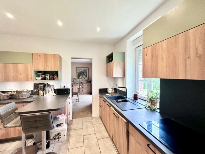 Photos 7 - Prestige - Ancien presbytère à vendre proche de Cormeilles et Lisieux – cadre paisible à la campagne