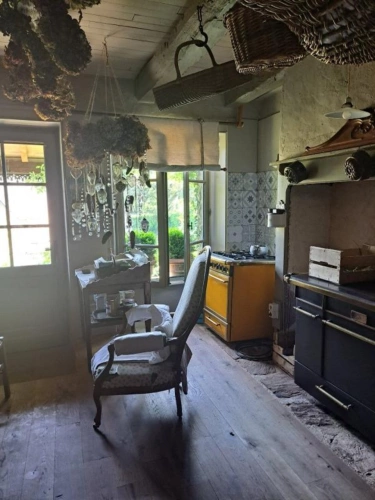 Photos 7 - Prestigious - Character property