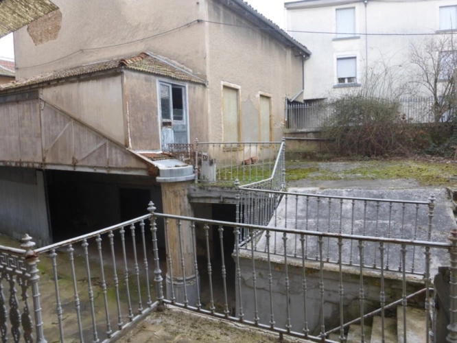 Photos 5 - Prestige - Dpt Loire (42), à vendre PANISSIERES Immeuble à réhabiliter de 1200 m2