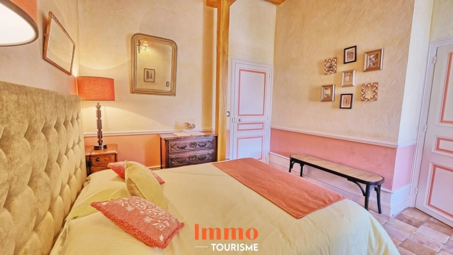 Photos 9 - Prestige - Maison d'hôtes ou gîte avec piscine troglodyte