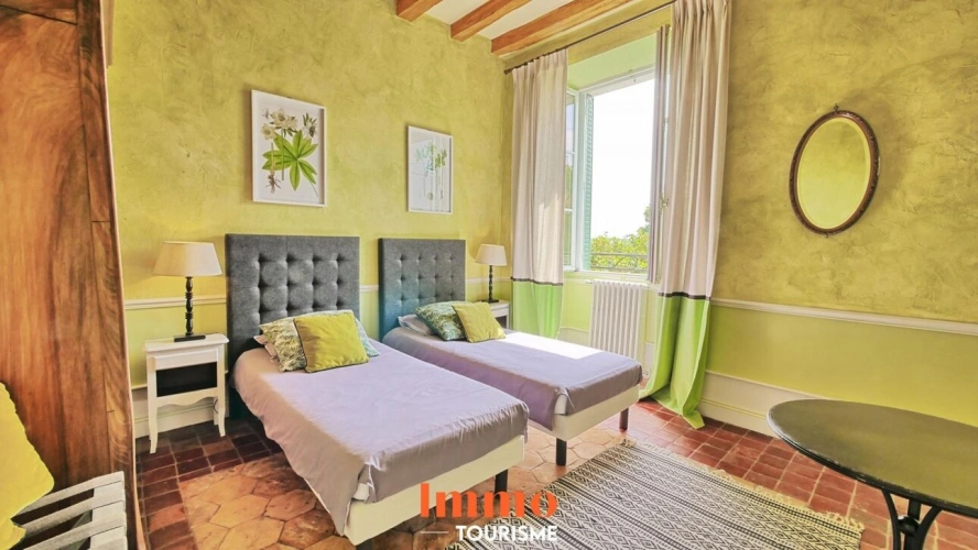 Photos 10 - Prestige - Maison d'hôtes ou gîte avec piscine troglodyte