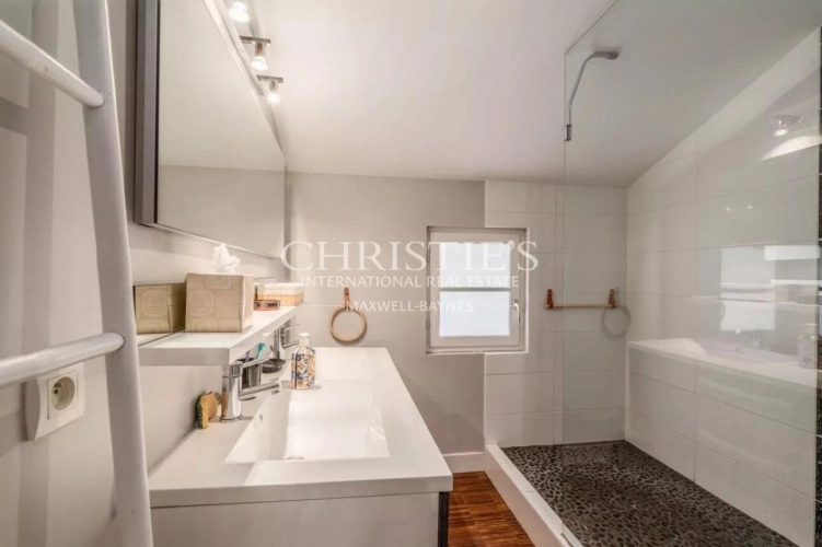 Photos 13 - Vineyard - Attractive 3.21 ha vineyard near Bordeaux - Turnkey!