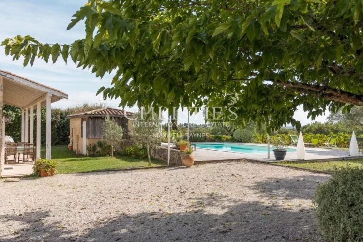 Photos 18 - Vineyard - Attractive 3.21 ha vineyard near Bordeaux - Turnkey!