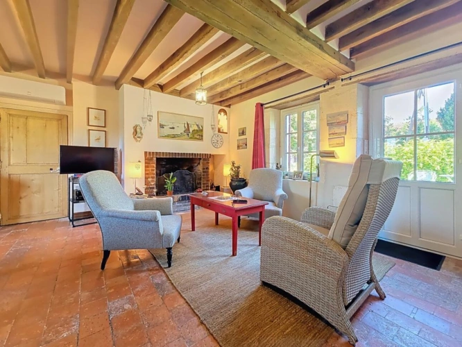 Photos 10 - Prestige - À vendre   Longère rénovée avec jardin clos et dépendances