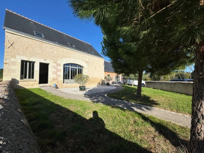 Photos 1 - Touristique - A VENDRE-Grange rénovée 5 pièces-125m2