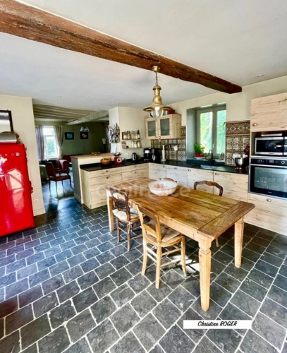 Photos 4 - Touristique -  À Vendre – Superbe Ferme au Carré Rénovée avec Gîtes & Dépendances – Bachy (59830)