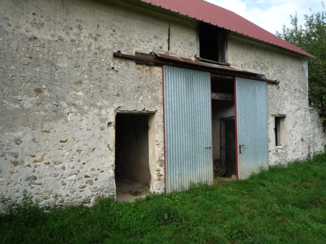Photos 5 - Prestige - MONTDAUPHIN (77) à vendre propriété rare et atypique de 9 hectares dominant la vallée et batie sur les ruines d'un ancien Château